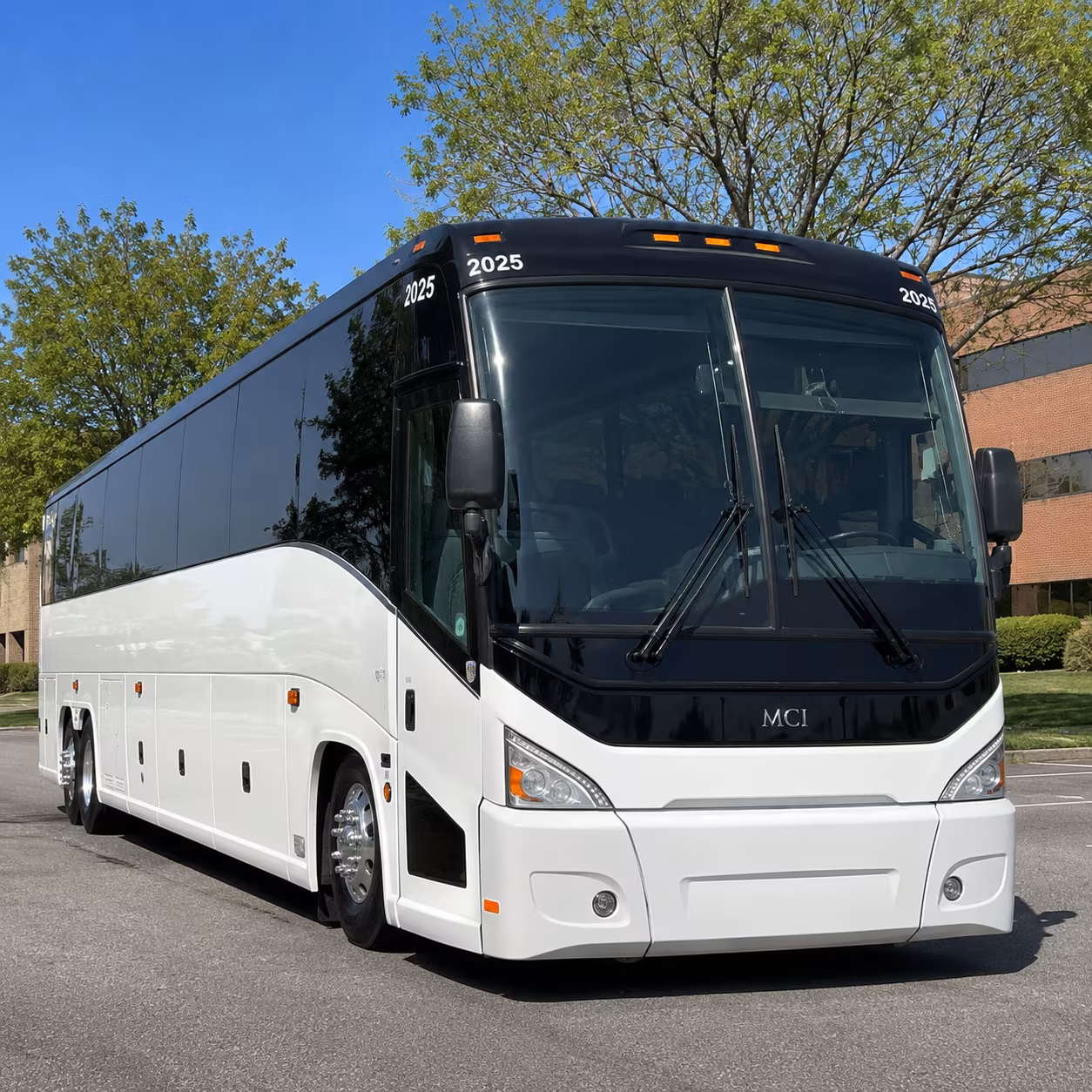 charter buses to pnc bank arts center from woodbridge