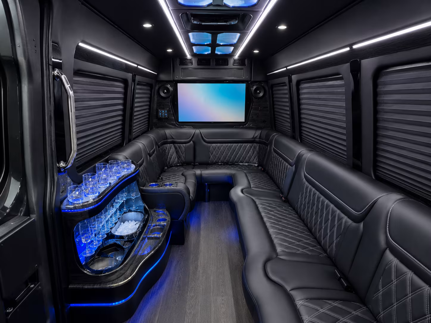 federal agency and contractor transportation near raritan center