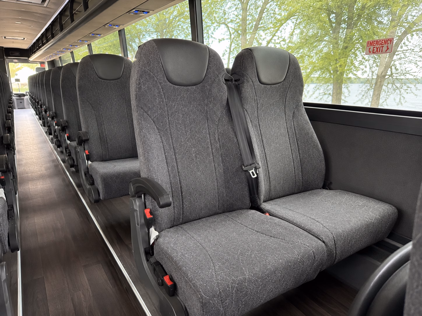 party buses for bachelorette wine tours out of woodbridge