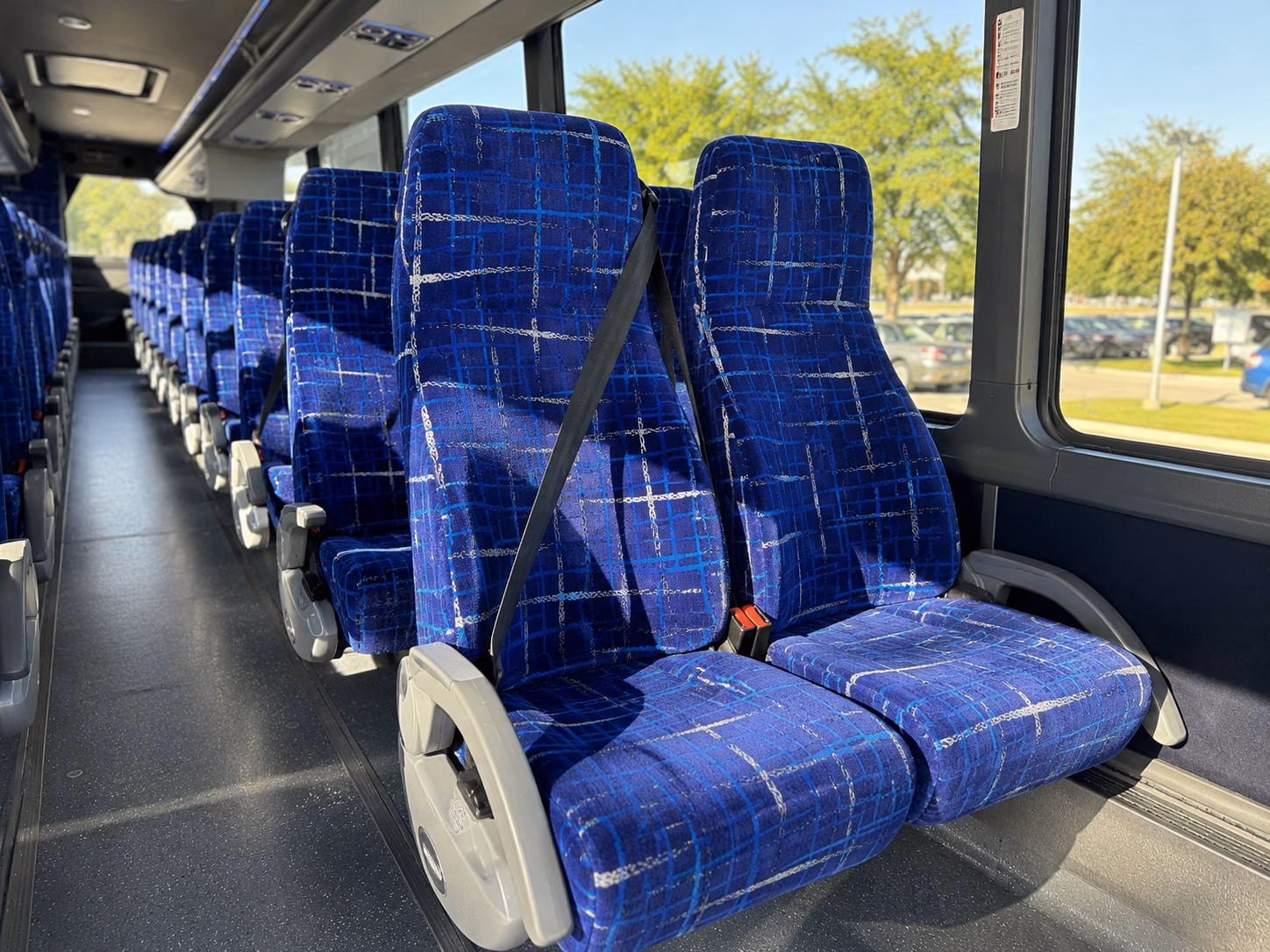 shuttle buses between woodbridge hotels and your wedding venue