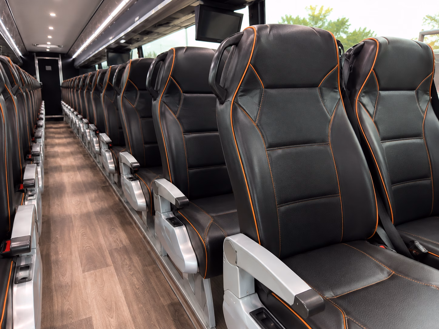 woodbridge charter buses