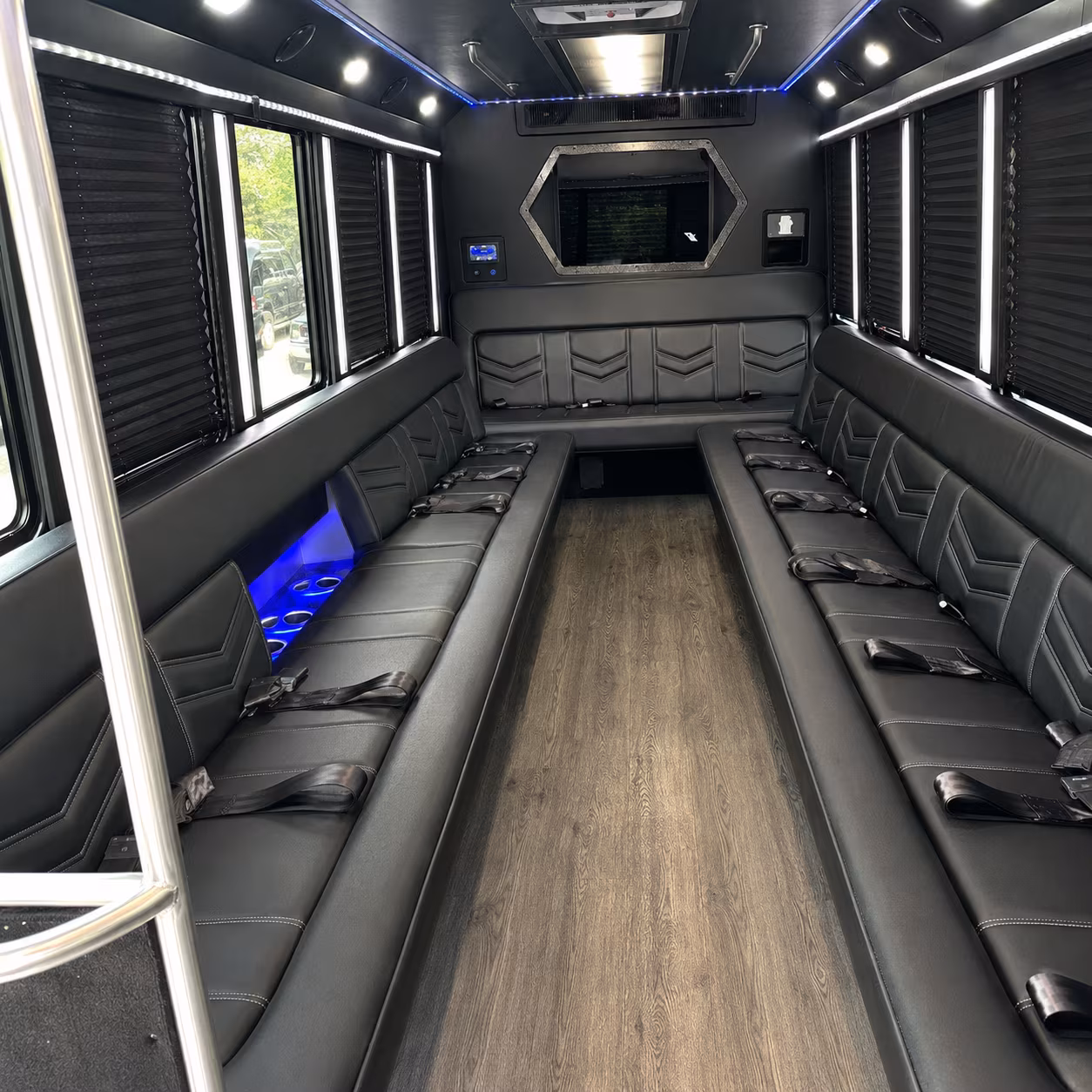 woodbridge holiday party bus rental